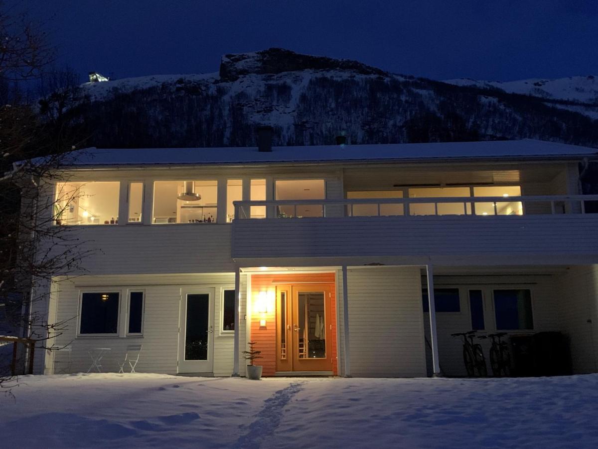 Villa Top View Tromsø Extérieur photo